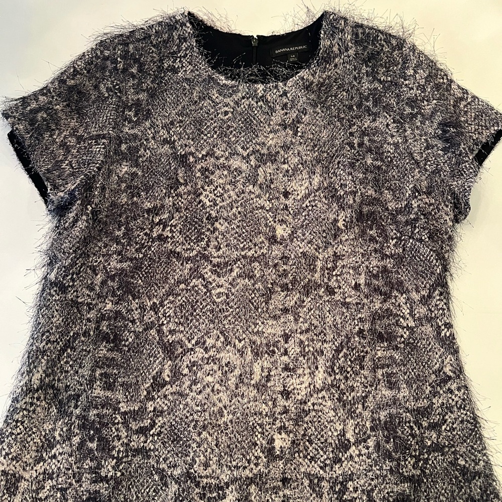 Banana Republic Gray Snakeskin Print Eyelash Fringe Shift Dress - Picture 6 of 8